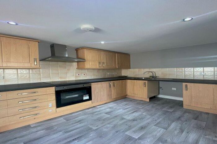 2 Bedroom Flat To Rent In Allendale Court, Burnley, BB12