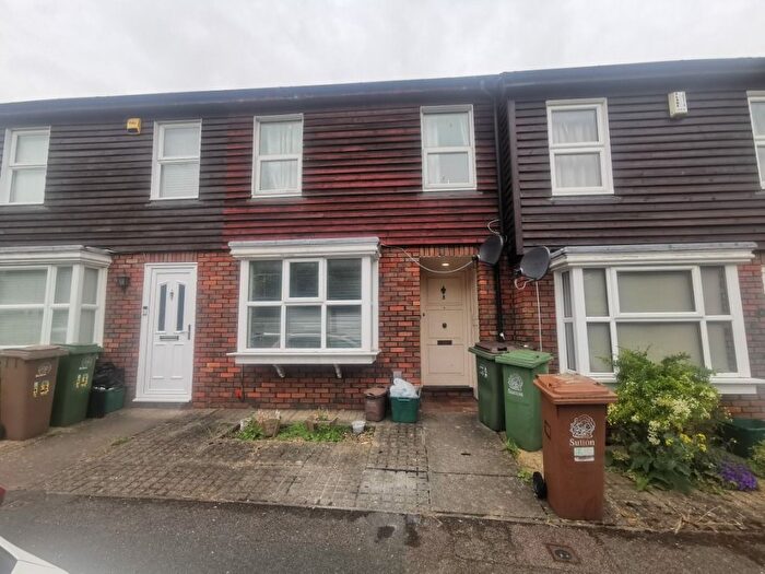 2 Bedroom Terraced House To Rent In Village Row, Sutton, SM2