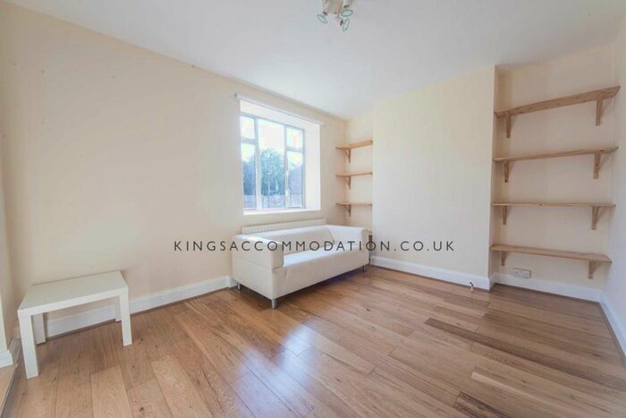 4 Bedroom Flat To Rent In Jebb Avenue, London, SW2