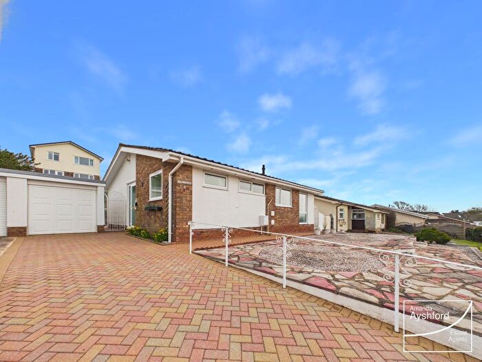 3 Bedroom Detached Bungalow For Sale In Purbeck Avenue, Livermead, Torquay, TQ2