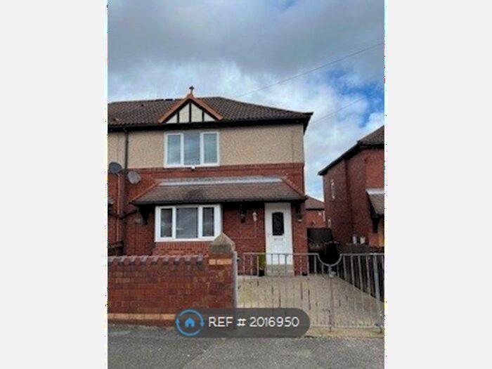 3 Bedroom Semi-Detached House To Rent In Tuxford Crescent, Barnsley, S71