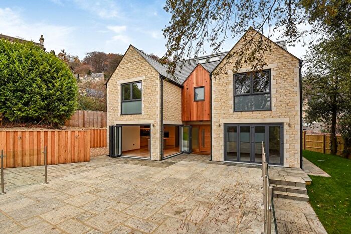 4 Bedroom Detached House For Sale In Station Road, Nailsworth, Stroud, Gloucestershire, GL6