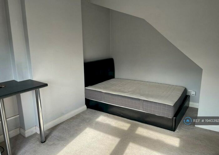 Studio To Rent In London Road, Chalfont St. Giles, HP8