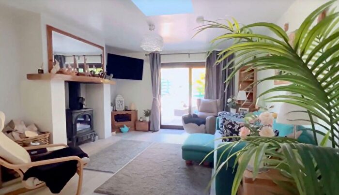 4 Bedroom Semi-Detached House For Sale In Barnes Way, Manor Park, Dorchester, DT1