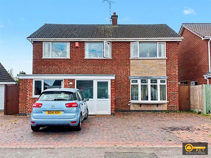5 Bedroom Detached House For Sale In Ambleside Way, St. Nicolas Park, Nuneaton, CV11