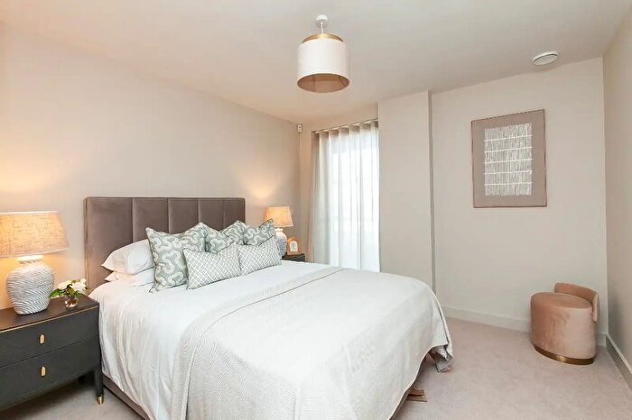 3 Bedroom Apartments For Sale In The Cambourne, The Residences At Kings Hall, Belfast, BT9