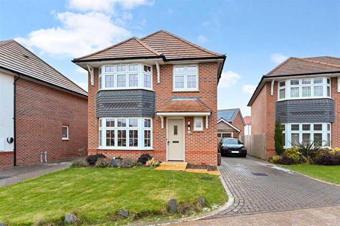 4 Bedroom Detached House For Sale In Neptune Way, Yapton, BN18