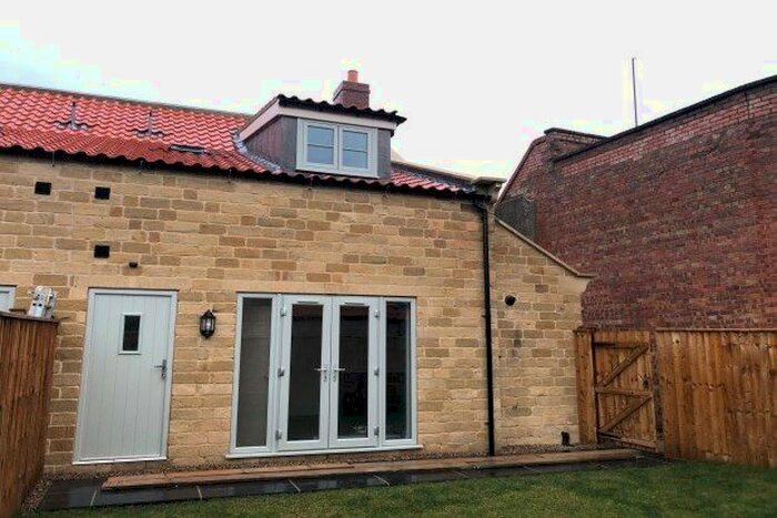 2 Bedroom Property To Rent In Eastgate, Pickering, YO18