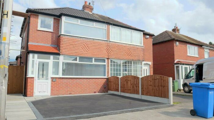 3 Bedroom Semi-Detached House To Rent In Tennyson Road, Stockport, SK5