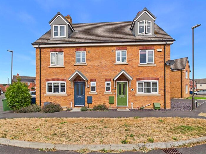 4 Bedroom Semi Detached House For Sale In Longstone Avenue, Longford, Gloucester, GL2