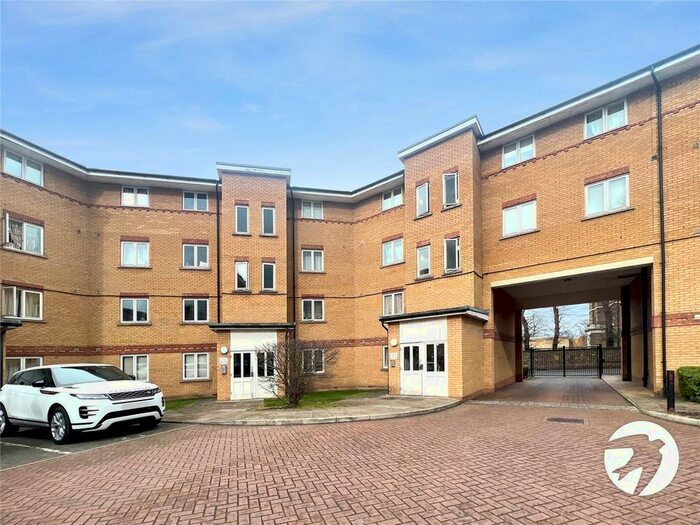 2 Bedroom Flat To Rent In Rush Grove Street, London, SE18