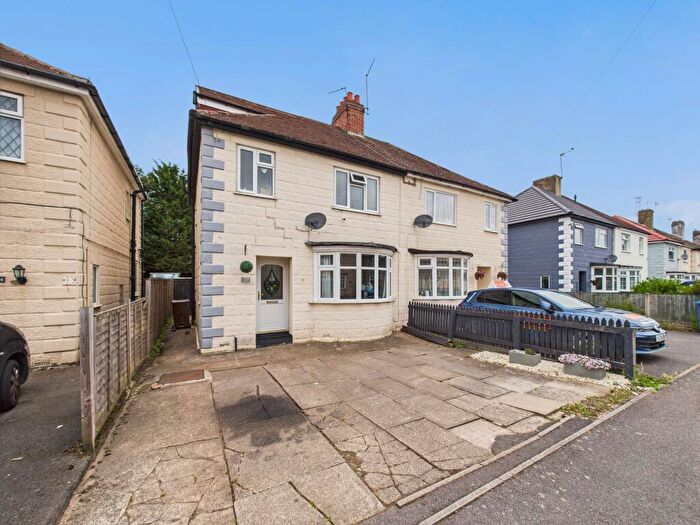 4 Bedroom Semi-Detached House For Sale In Matthew Street, Alvaston, DE24