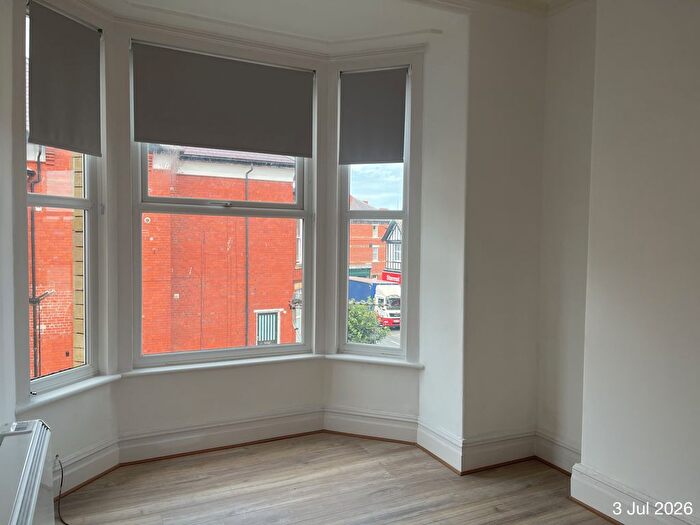 1 Bedroom Flat To Rent In Meirion Gardens, Colwyn Bay, LL29