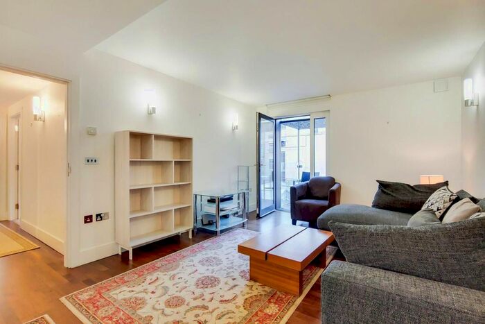 2 Bedroom Flat To Rent In Weymouth Street, Marylebone, London, W1W