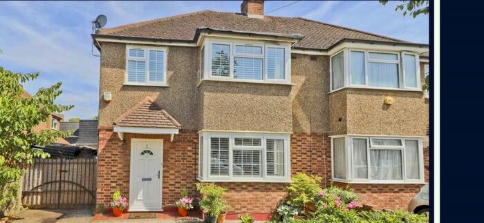 3 Bedroom Semi-Detached House To Rent In Brooklyn Way, West Drayton, UB7