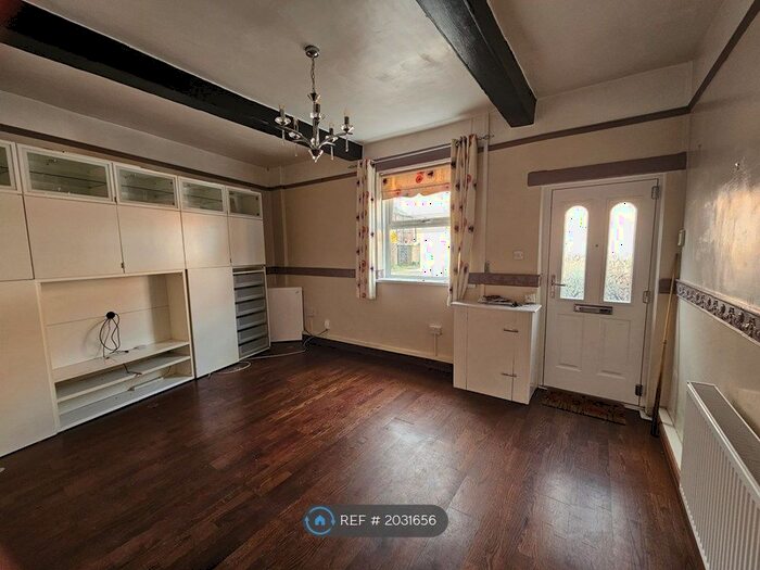 3 Bedroom End Of Terrace House To Rent In John Street, Failsworth, Manchester, M35