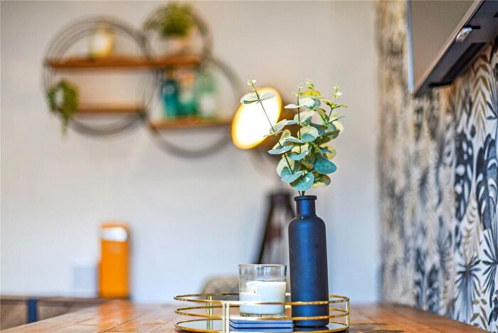 3 Bedroom Detached House For Sale In Lovedean Lane, Lovedean, Hampshire, PO8