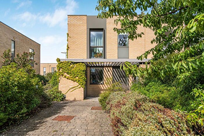 2 Bedroom End Of Terrace House For Sale In Clay Farm Drive, Trumpington, Cambridge, Cambridgeshire, CB2