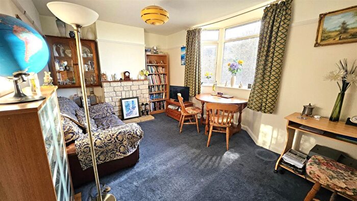 2 Bedroom Semi-Detached House For Sale In Coronation Avenue, Rushwick, Worcester, WR2