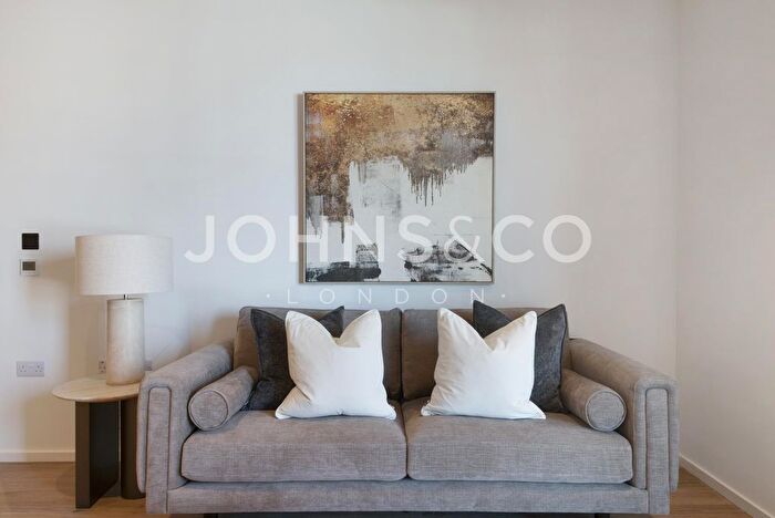 1 Bedroom Flat To Rent In Bowline House, Heron Wharf, London, E14