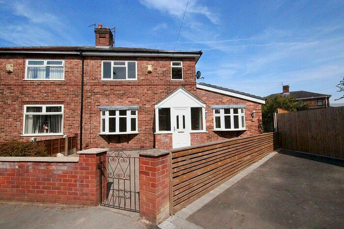 3 Bedroom Semi-Detached House To Rent In Princess Crescent, Warrington, WA1