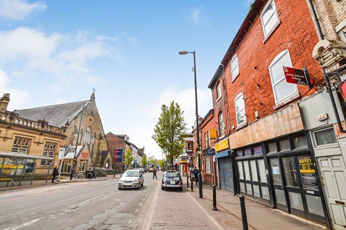 6 Bedroom Flat To Rent In Wilmslow Road, Withington, Manchester, M20