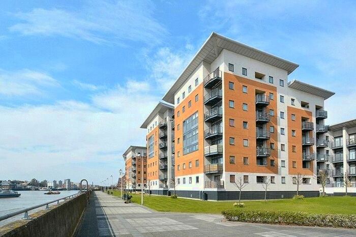 2 Bedroom Flat To Rent In Fishguard Way, Gallions Reach, King George, Royalalbert, Royal Victoria Docks, City Airport, London, E16