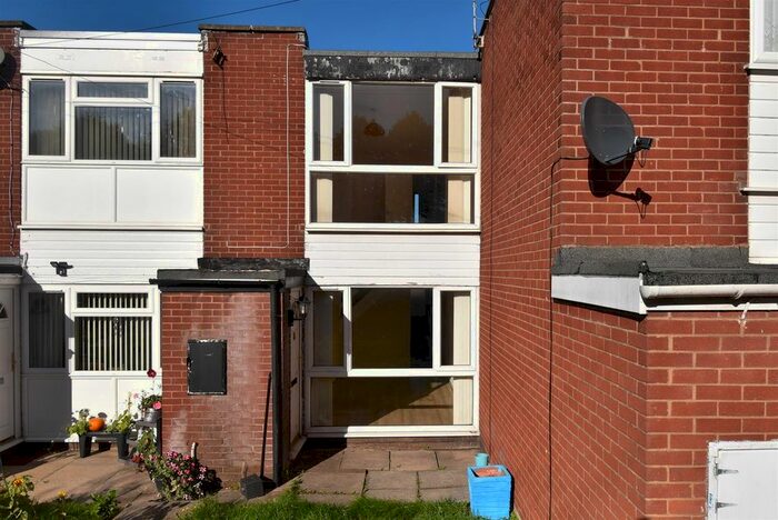 2 Bedroom Town House To Rent In Castle Close, Earl Shilton, Leicester, LE9