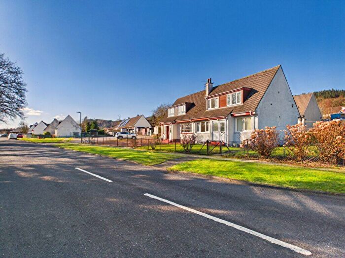 3 Bedroom Semi-Detached House For Sale In Upper Riochan, Inveraray, Argyll, PA32