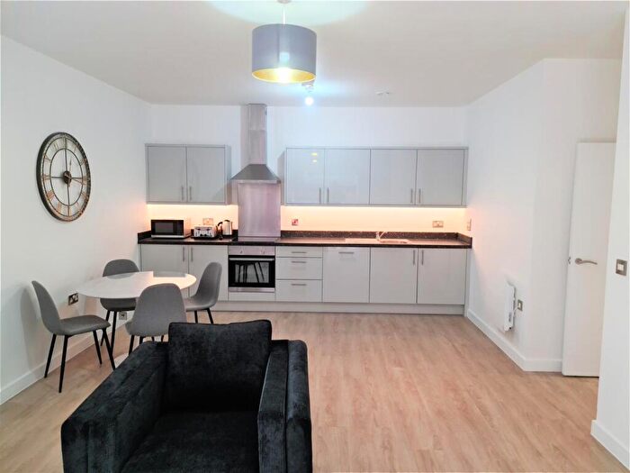 2 Bedroom Apartment To Rent In The Loom At Vulcan Mill, M4