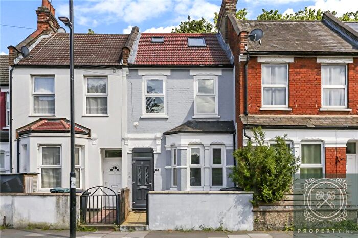 5 Bedroom Terraced House For Sale In Moorefield Road, London, N17