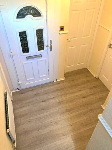 2 Bedroom Flat To Rent In George Street, Paisley, Renfrewshire, PA1