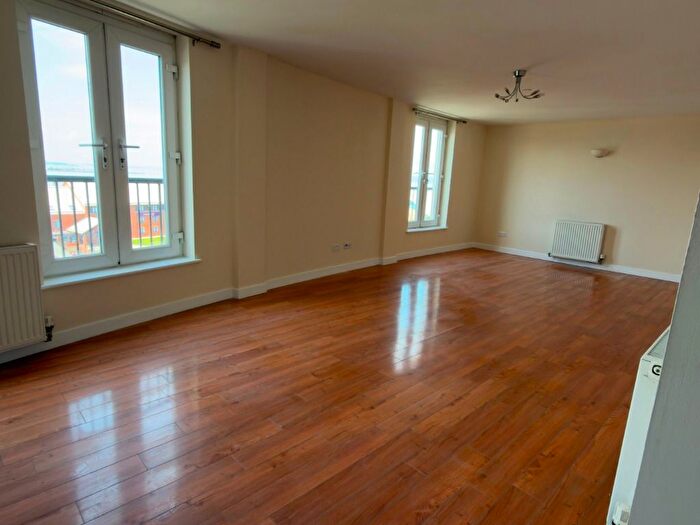3 Bedroom Flat To Rent In Newhaven Place, Newhaven, Edinburgh, EH6