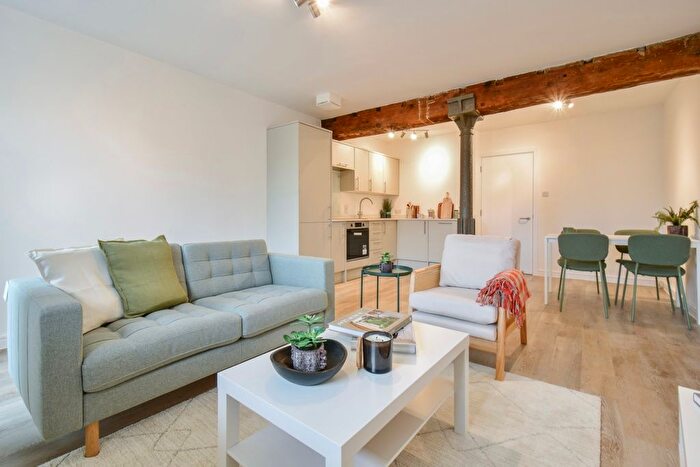 1 Bedroom Flat To Rent In The Calls, Leeds, LS2