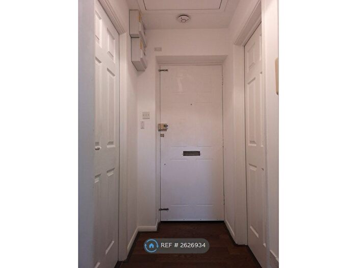 1 Bedroom Flat To Rent In Rosemont Close, Letchworth Garden City, SG6