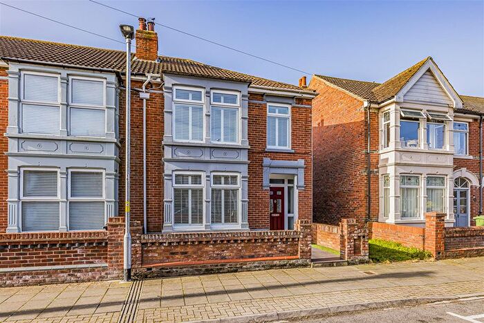 3 Bedroom End Terrace House For Sale In Stanley Avenue, Portsmouth, PO3