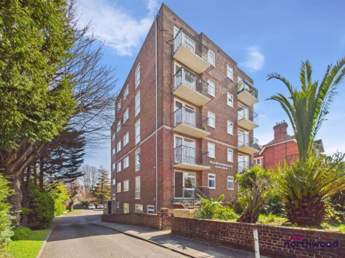 1 Bedroom Apartment For Sale In Granville Road, Lower Meads, Eastbourne, BN20