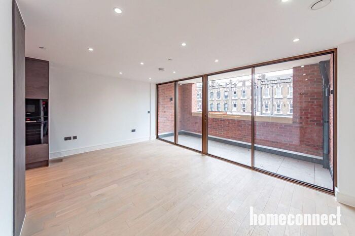 2 Bedroom Flat To Rent In Colts Village Apartments, Barking Road, London, E6