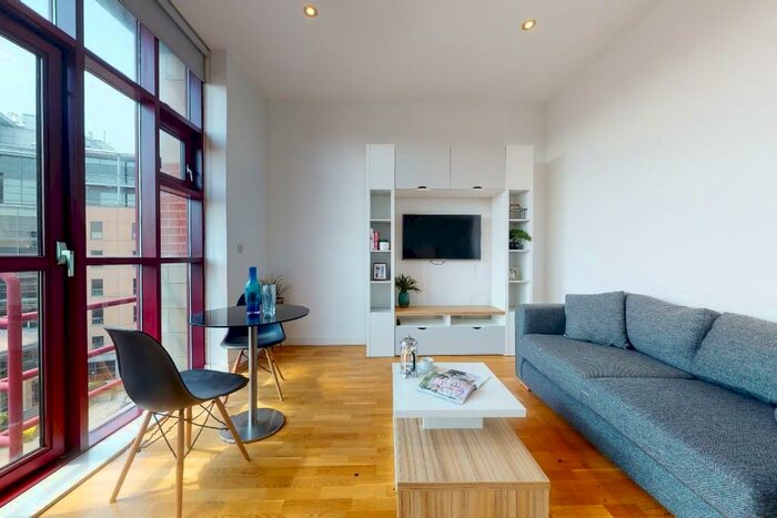 1 Bedroom Flat To Rent In Crown Residence, Great George Street, Leeds, West Yorkshire, LS1