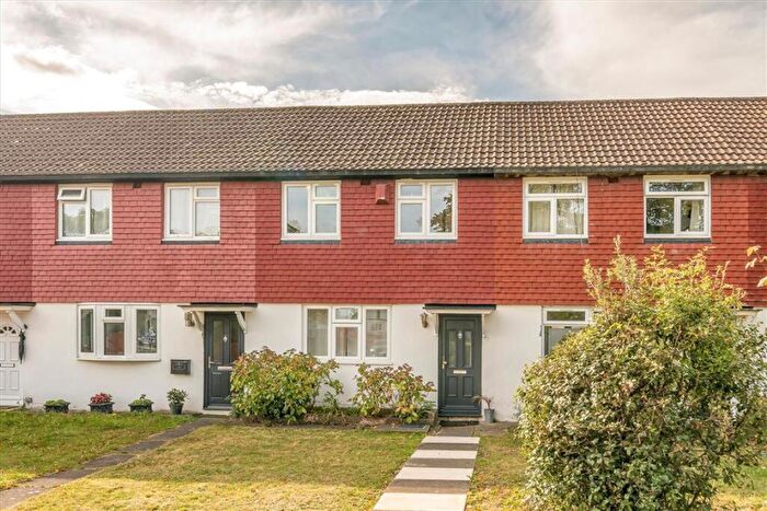2 Bedroom Terraced House To Rent In Eltham Road, Lee, SE12