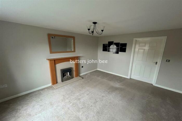 3 Bedroom Semi-Detached House To Rent In Bateman Close, CW1