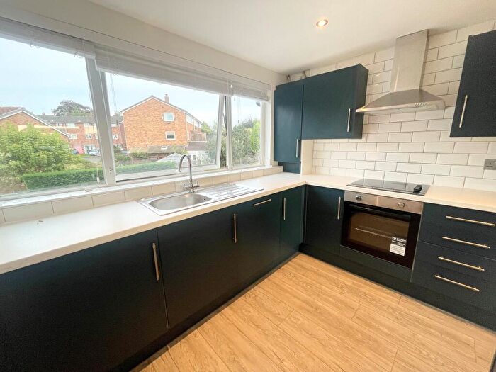 3 Bedroom Flat To Rent In Remburn Gardens, Warwick, CV34