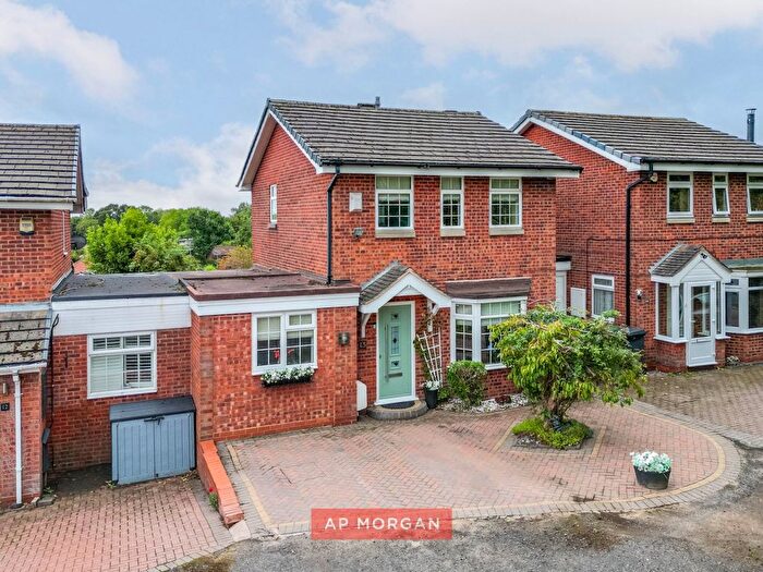 3 Bedroom Link Detached House For Sale In Kingscote Close, Church Hill North, Redditch, Worcestershire, B98