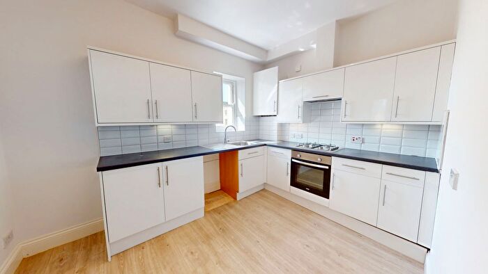 2 Bedroom Flat To Rent In Cavendish Place, Brighton, BN1