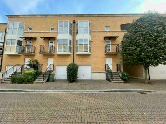 4 Bedroom Terraced House To Rent In Queen Of Denmark Court, London, SE16