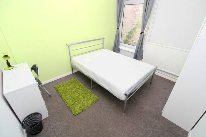 4 Bedroom Terraced House To Rent In Queen Street, Treforest, Pontypridd CF37