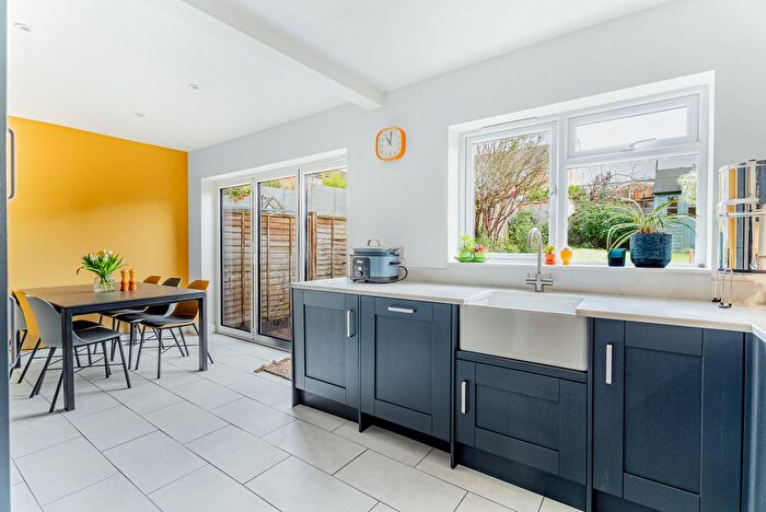 3 Bedroom Semi Detached House For Sale In East Flint, Hemel Hempstead, HP1