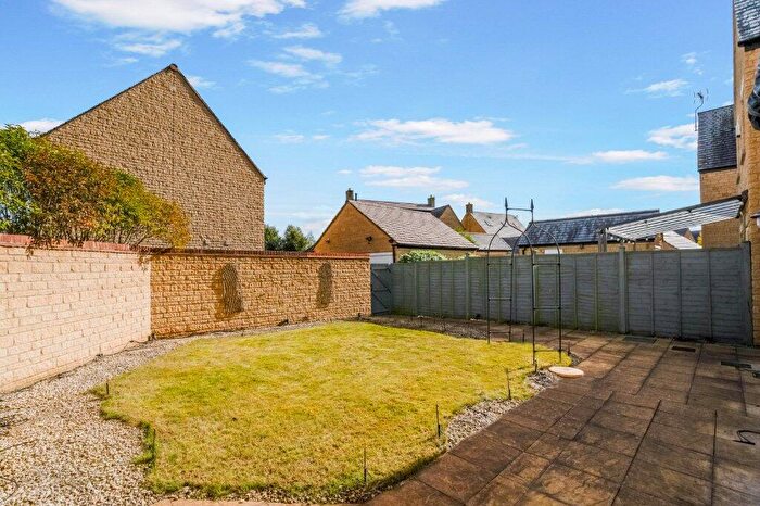 4 Bedroom Detached House For Sale In Lysander Way, Moreton-in-Marsh, Gloucestershire, GL56