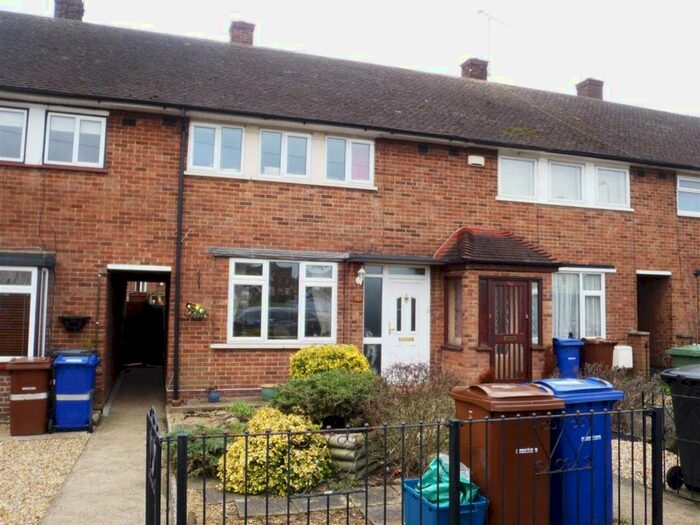 2 Bedroom Property To Rent In Cherwell Grove, South Ockendon RM15