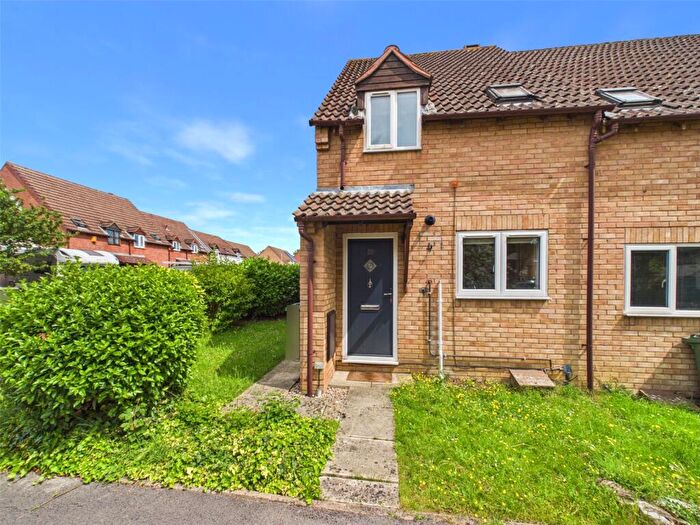 2 Bedroom End Of Terrace House To Rent In Lanham Gardens, Quedgeley, Gloucester, Gloucestershire, GL2